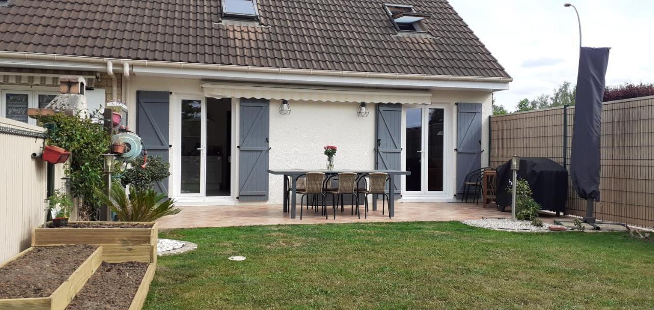 Maison Au Calme à Proximité Du Circuit Hébergement de vacances